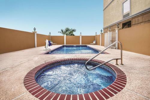 Hotel La Quinta By Wyndham Mercedes