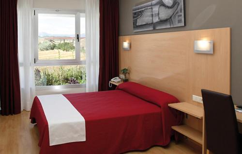 Hotel Villa De Los Arcos