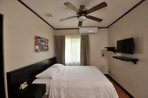 Hotel Colono Beach