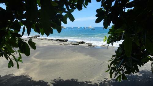 Hotel Colono Beach