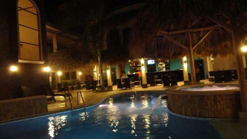 Hotel Colono Beach