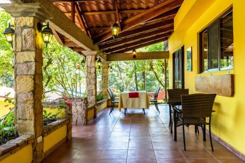 Bed & Breakfast La Terraza Guest House