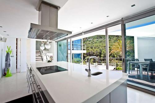 Cala Vadella Villa Sleeps 6 Pool Air Con Wifi
