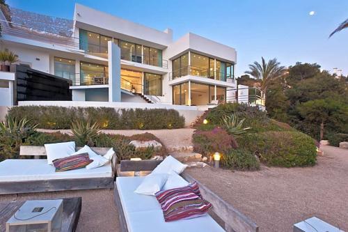 Cala Vadella Villa Sleeps 6 Pool Air Con Wifi
