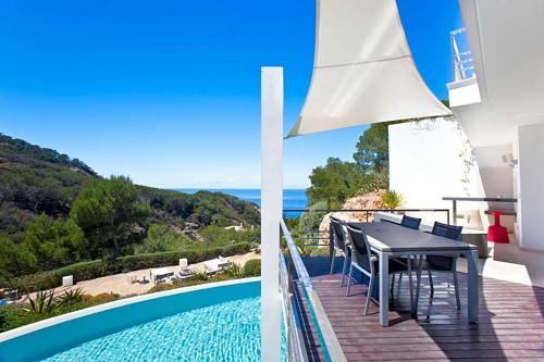 Cala Vadella Villa Sleeps 6 Pool Air Con Wifi