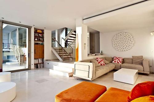 Cala Vadella Villa Sleeps 6 Pool Air Con Wifi