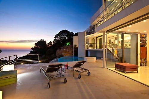 Cala Vadella Villa Sleeps 6 Pool Air Con Wifi