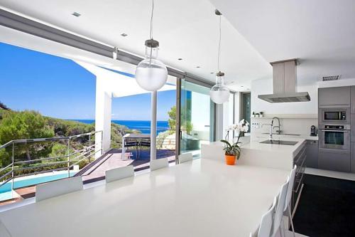 Cala Vadella Villa Sleeps 6 Pool Air Con Wifi