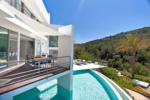Cala Vadella Villa Sleeps 6 Pool Air Con Wifi