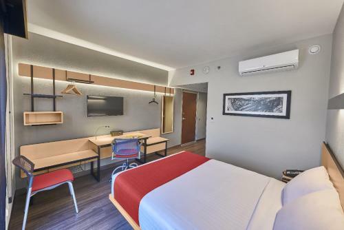 Hotel City Express Tepic