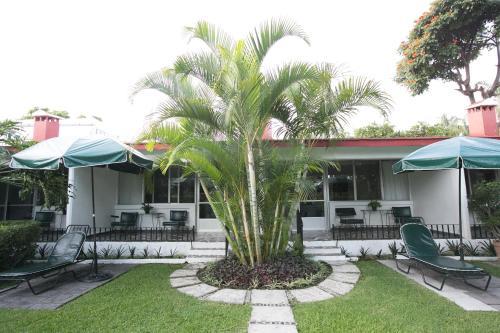 Hotel Jacarandas