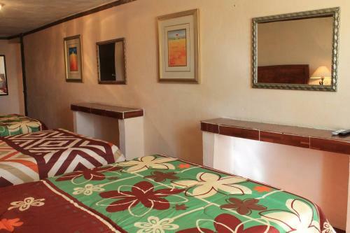 Hotel 12 Reales
