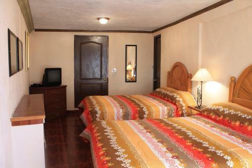Hotel 12 Reales