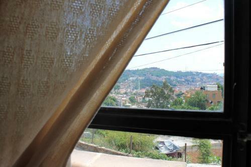 Hotel 12 Reales