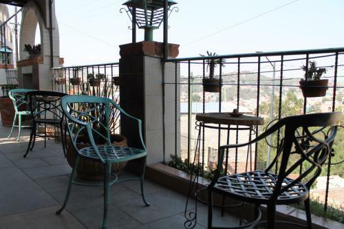 Hotel 12 Reales