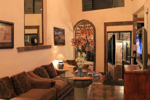 Hotel 12 Reales