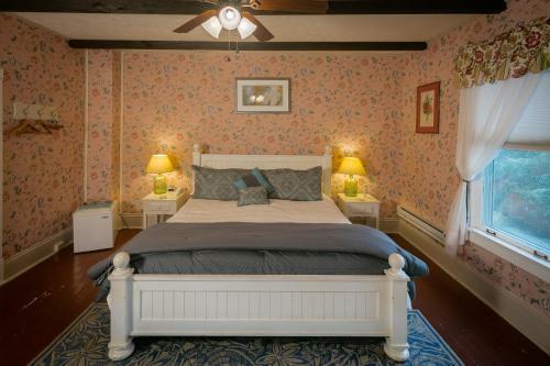 Bed & Breakfast Taylor House Inn