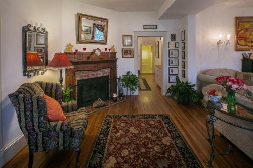 Bed & Breakfast Taylor House Inn