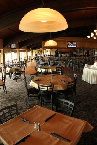 Hotel Chestnut Mountain Resort