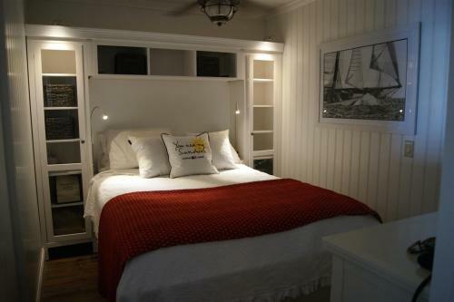Hotel Holiday Isle Yacht Club