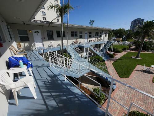 Hotel Holiday Isle Yacht Club