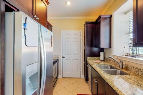 Apartamento The Dawn Condominiums