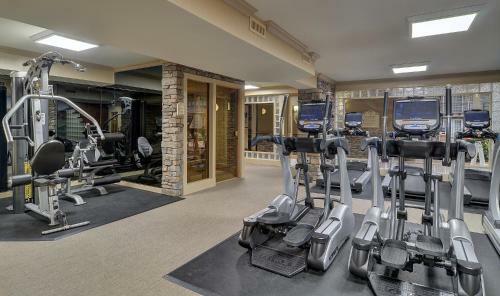 Hotel Eden Resort And Suites, Bw Premier Collection