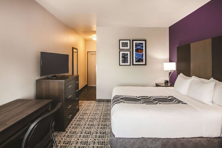 Hotel La Quinta By Wyndham Lubbock South
