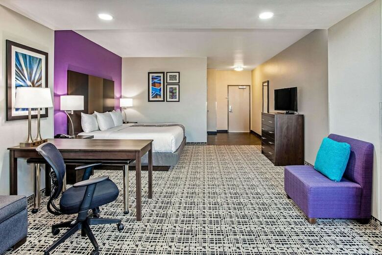 Hotel La Quinta By Wyndham Lubbock South