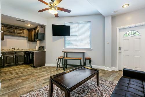 Apartamentos Stunning 1br Next To City Park By Hosteeva