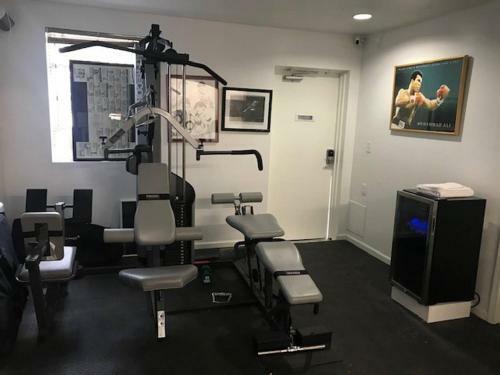 Apartamentos Five Br - Sleeps 10! Steps From French Quarter