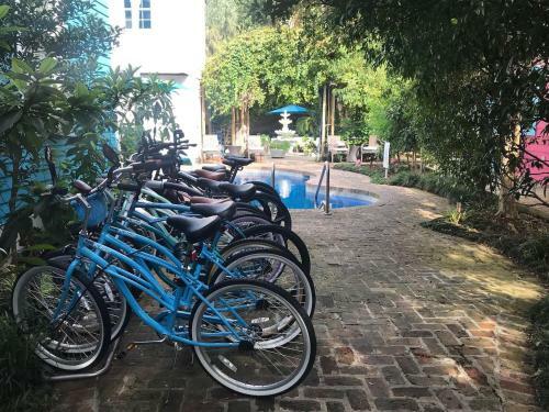 Apartamentos Five Br - Sleeps 10! Steps From French Quarter