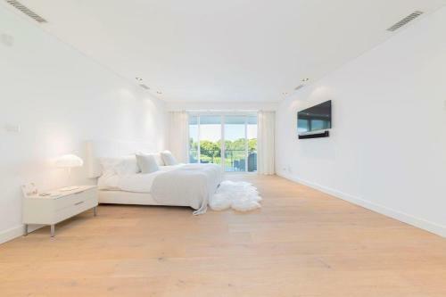 Quinta Do Lago Villa Sleeps 8 Pool Air Con Wifi