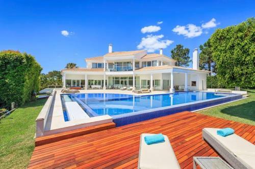 Quinta Do Lago Villa Sleeps 8 Pool Air Con Wifi