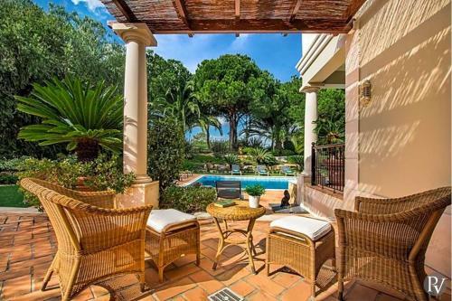 Quinta Do Lago Villa Sleeps 10 Pool Air Con Wifi