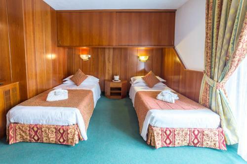 Hotel Excelsior Planet