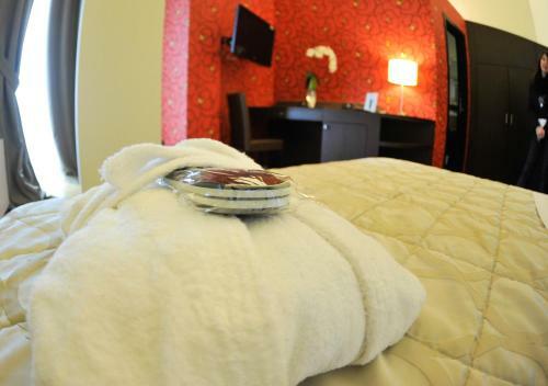 Ekk Hotel