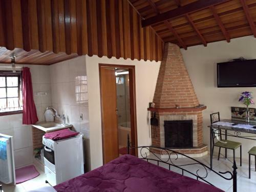 Hostal Ana Julia Chales