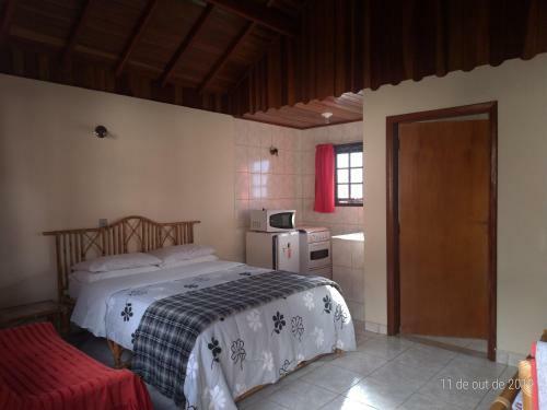 Hostal Ana Julia Chales