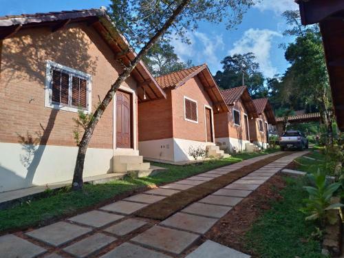 Hostal Ana Julia Chales