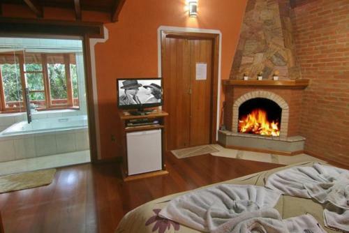 Hostal Pousada Alto De Monte Verde