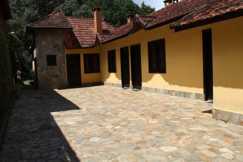 Hotel Ninho Do Falc�o