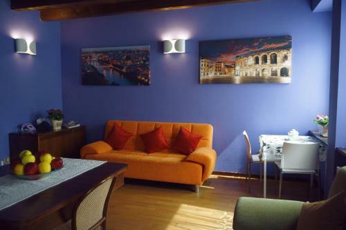 Hostal Romeo's Guest House
