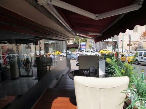 Hotel Arti�
