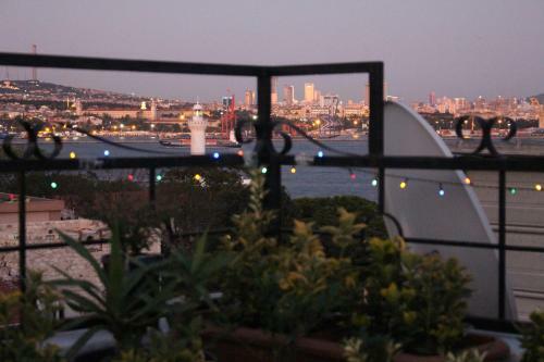 Hotel Peninsula