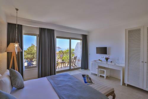 Arnna Hotel