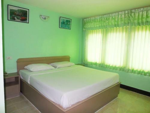 Posada Woodlands Inn