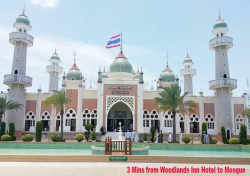 Posada Woodlands Inn