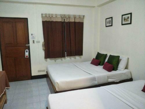 Hostal Thana Guesthouse
