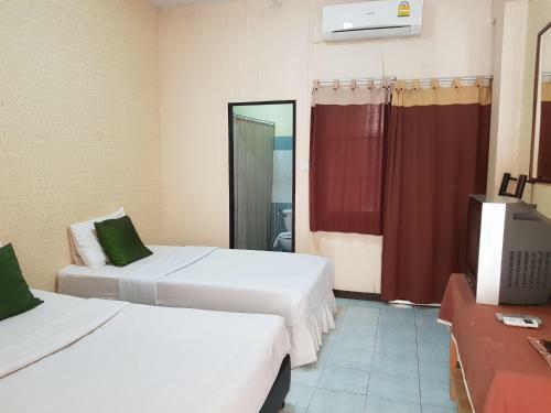 Hostal Thana Guesthouse